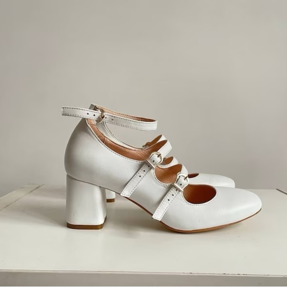 Mary Jane Heels in White Leather